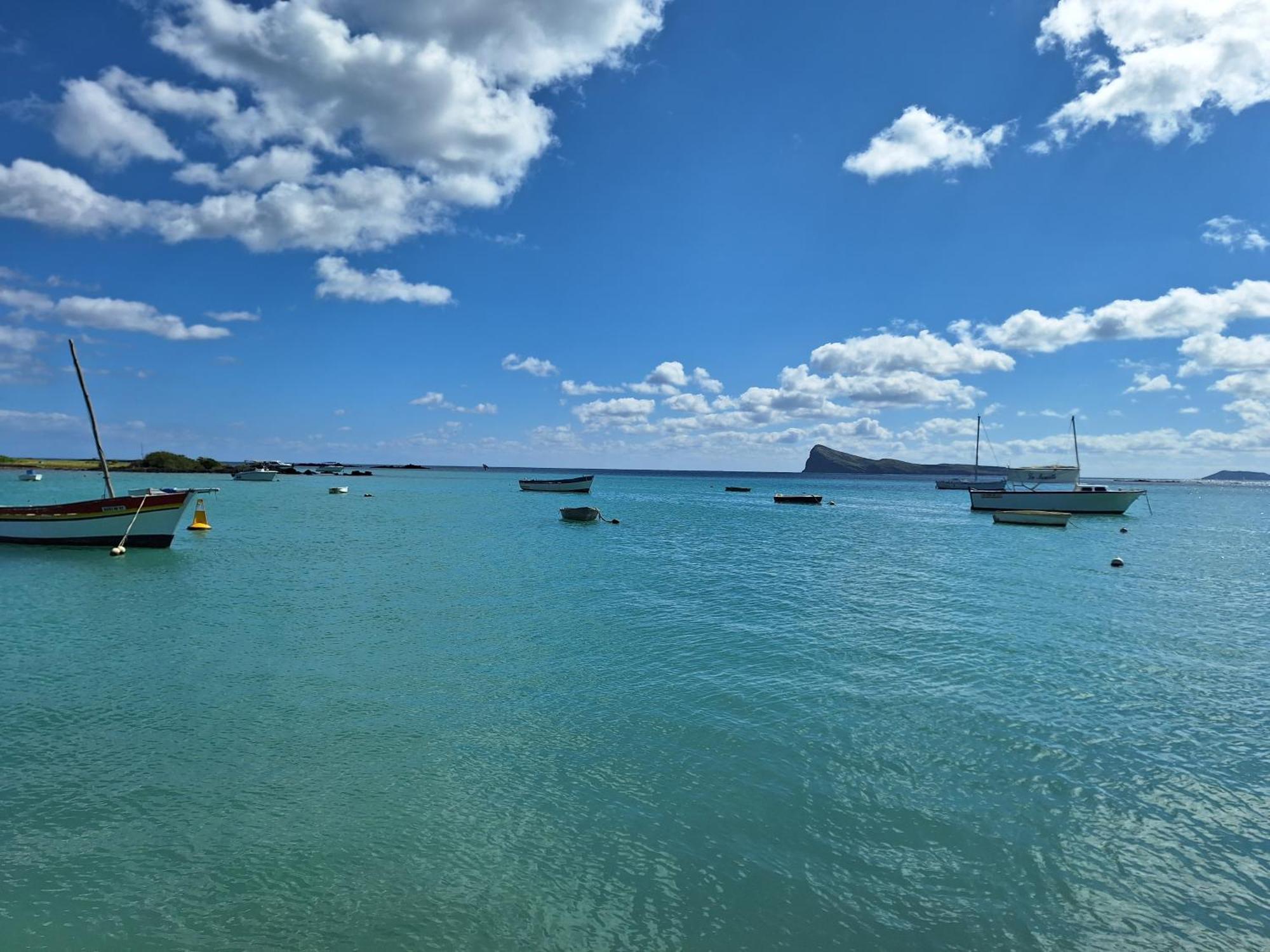 Le Beau Manguier Residence Bed & Breakfast Pereybere Beach Екстер'єр фото